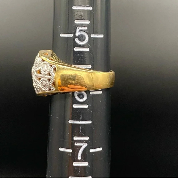 Vintage 90s Ornate Filigree Two-Tone Domed Cocktail Ring by Avon - Picture 10 of 16